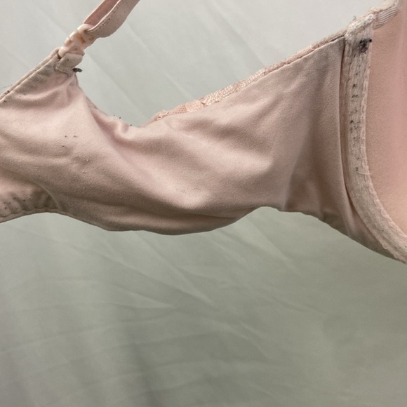 Body By Victoria’s Secret 34D Bra Lined Perfect Coverage Light Pink Lace - Picture 12 of 15